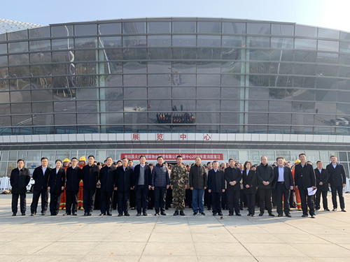 1542964256136625.jpg 19aba57b0fe879ffa59edb52ec3ae5d.jpg